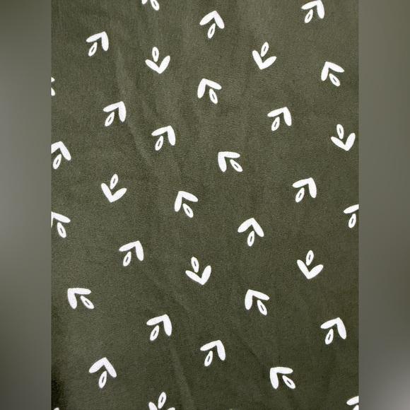 LOFT Forest Green Camisole with Design - Picture 7 of 7